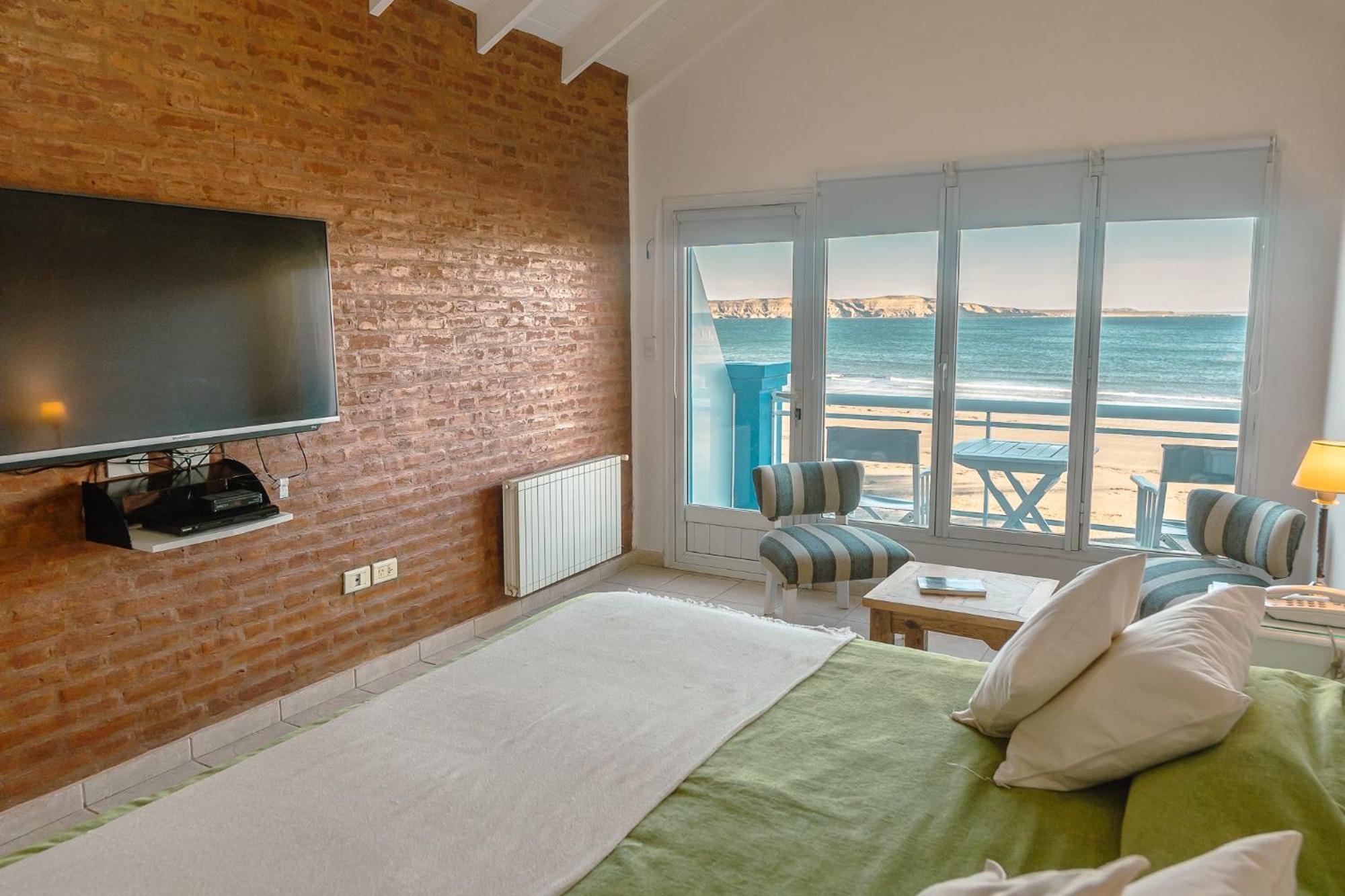 Rayentray Las Restingas Hotel De Mar Пуэрто-Пирамидес Экстерьер фото