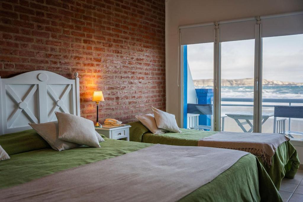 Rayentray Las Restingas Hotel De Mar Пуэрто-Пирамидес Экстерьер фото