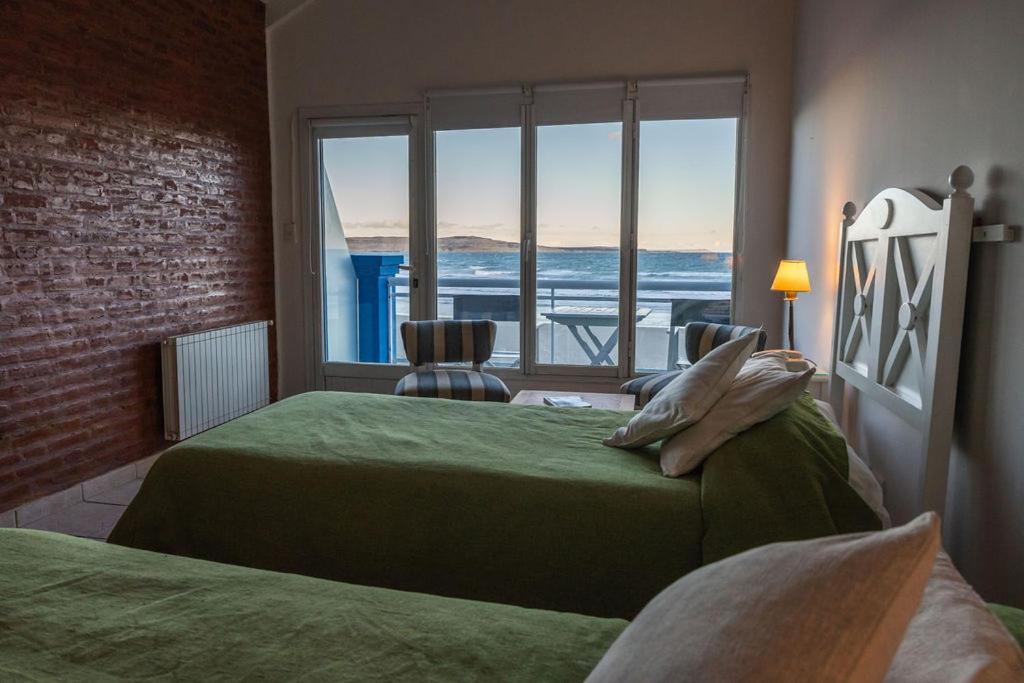 Rayentray Las Restingas Hotel De Mar Пуэрто-Пирамидес Экстерьер фото