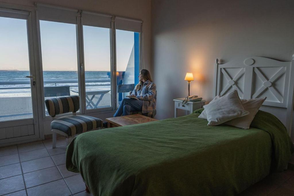Rayentray Las Restingas Hotel De Mar Пуэрто-Пирамидес Экстерьер фото